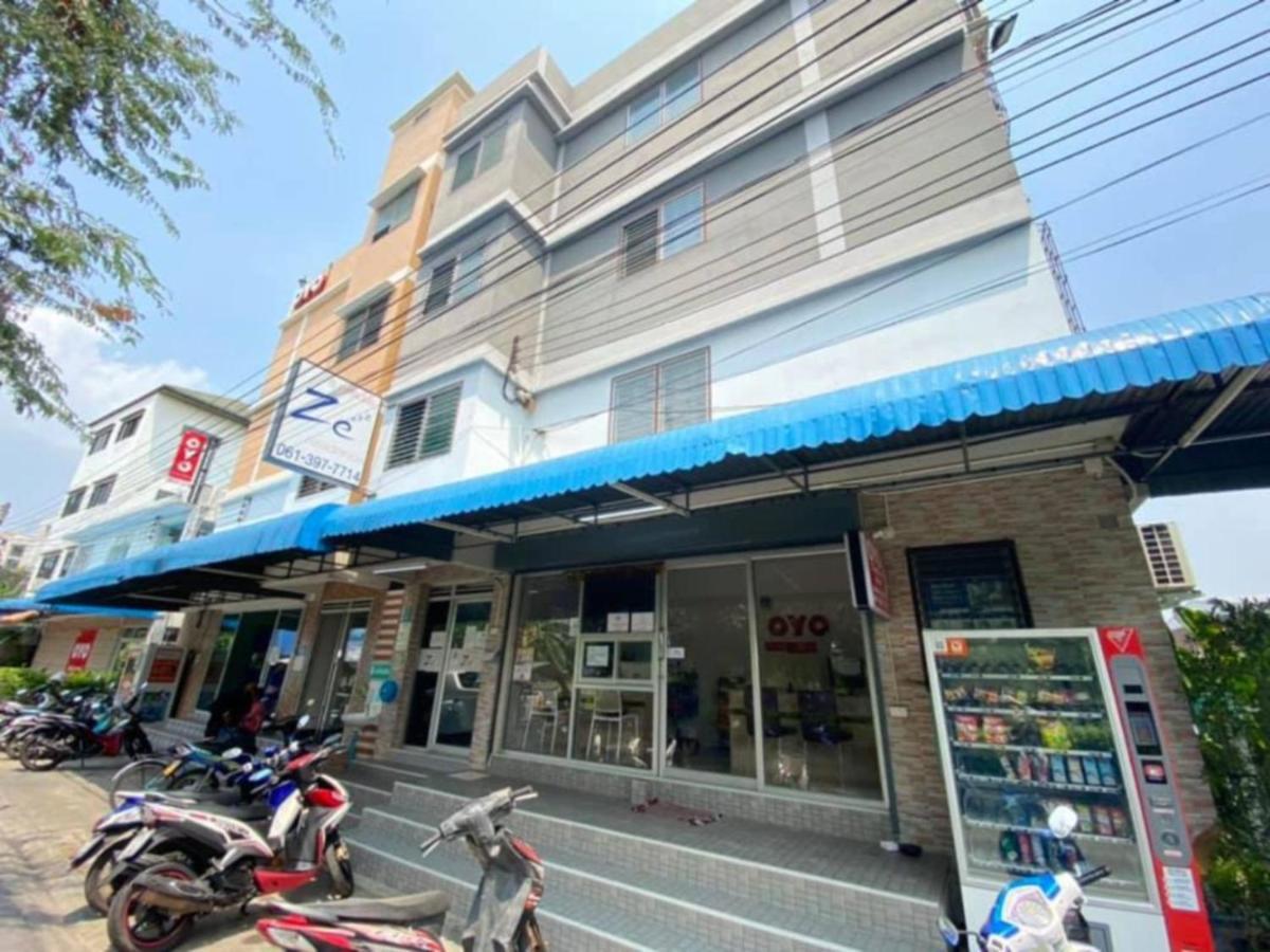 Ze Residence Ram Intra Bangkok Exterior photo