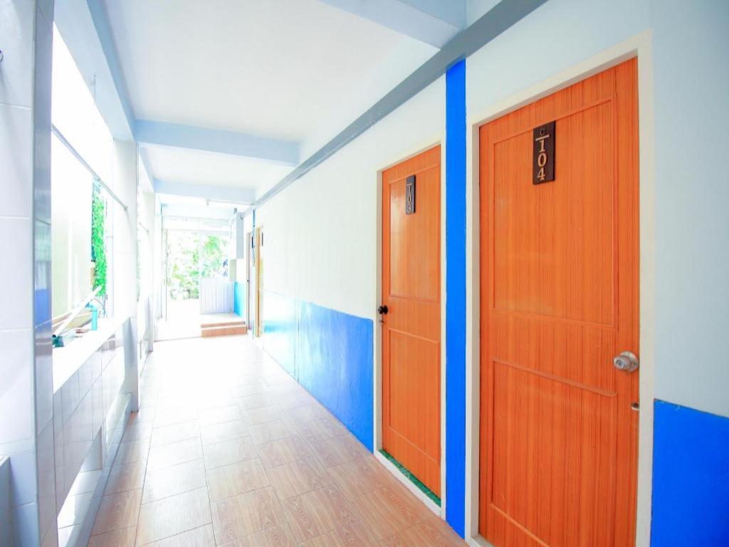 Ze Residence Ram Intra Bangkok Exterior photo