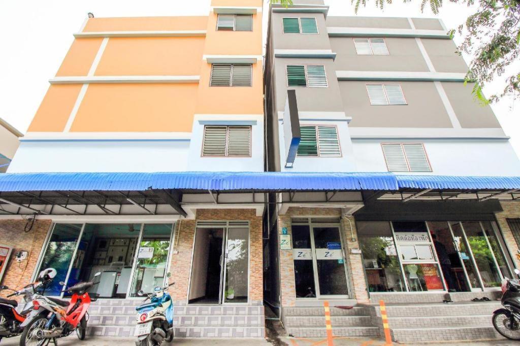 Ze Residence Ram Intra Bangkok Exterior photo